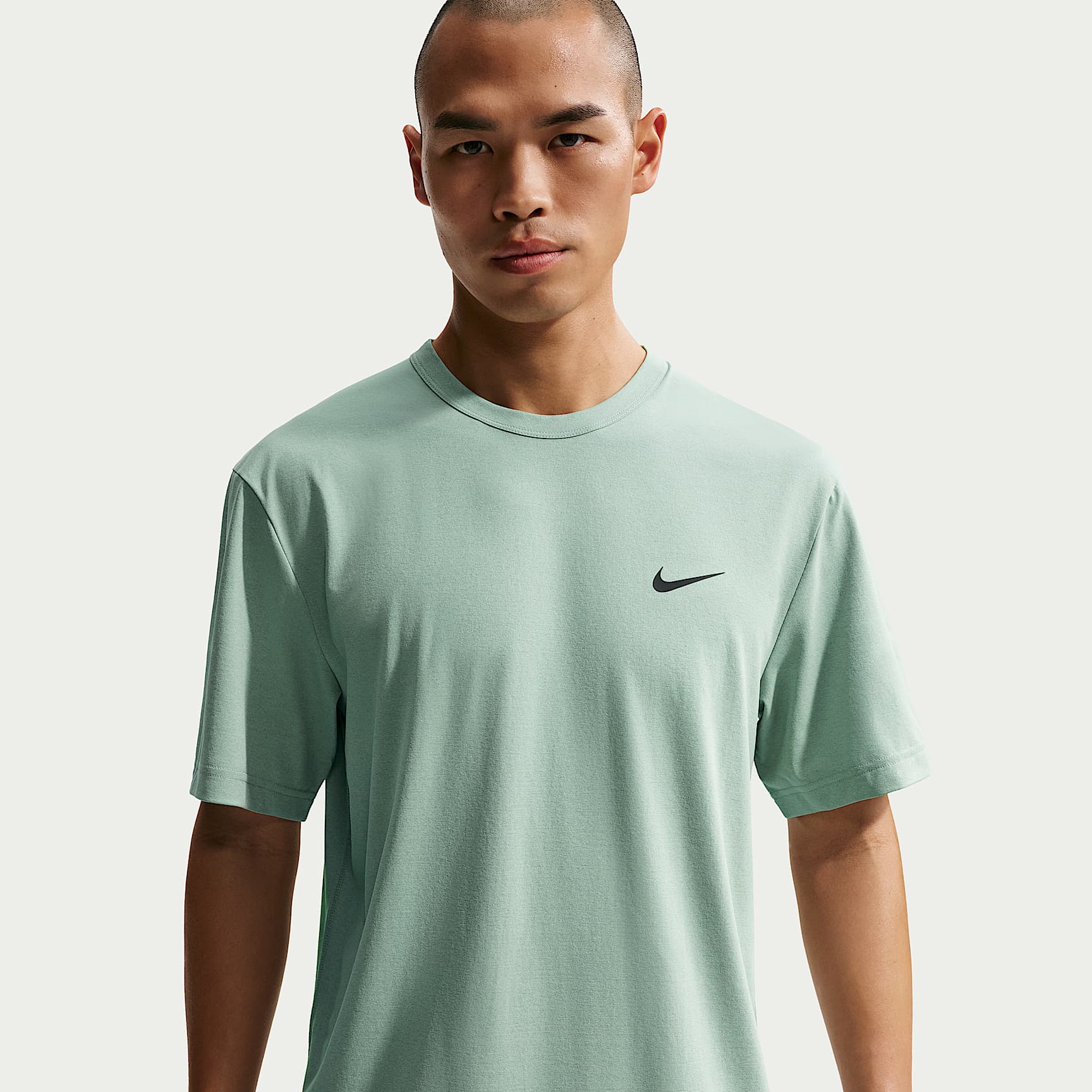 Nike Dri-FIT UV Hyverse Men's Short-Sleeve Fitness Top. Nike ID